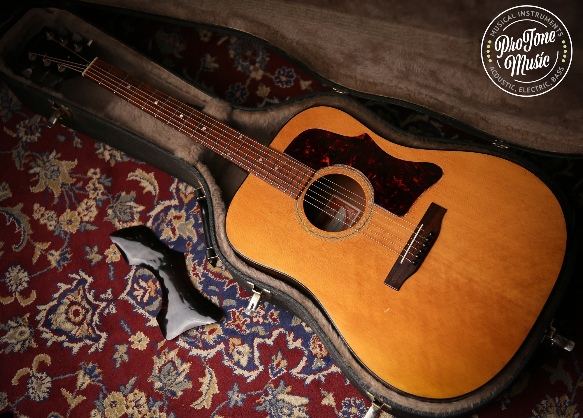 1970s Gibson USA J55 Dreadnought Acoustic Guitar & Hard Case - ProTone Music