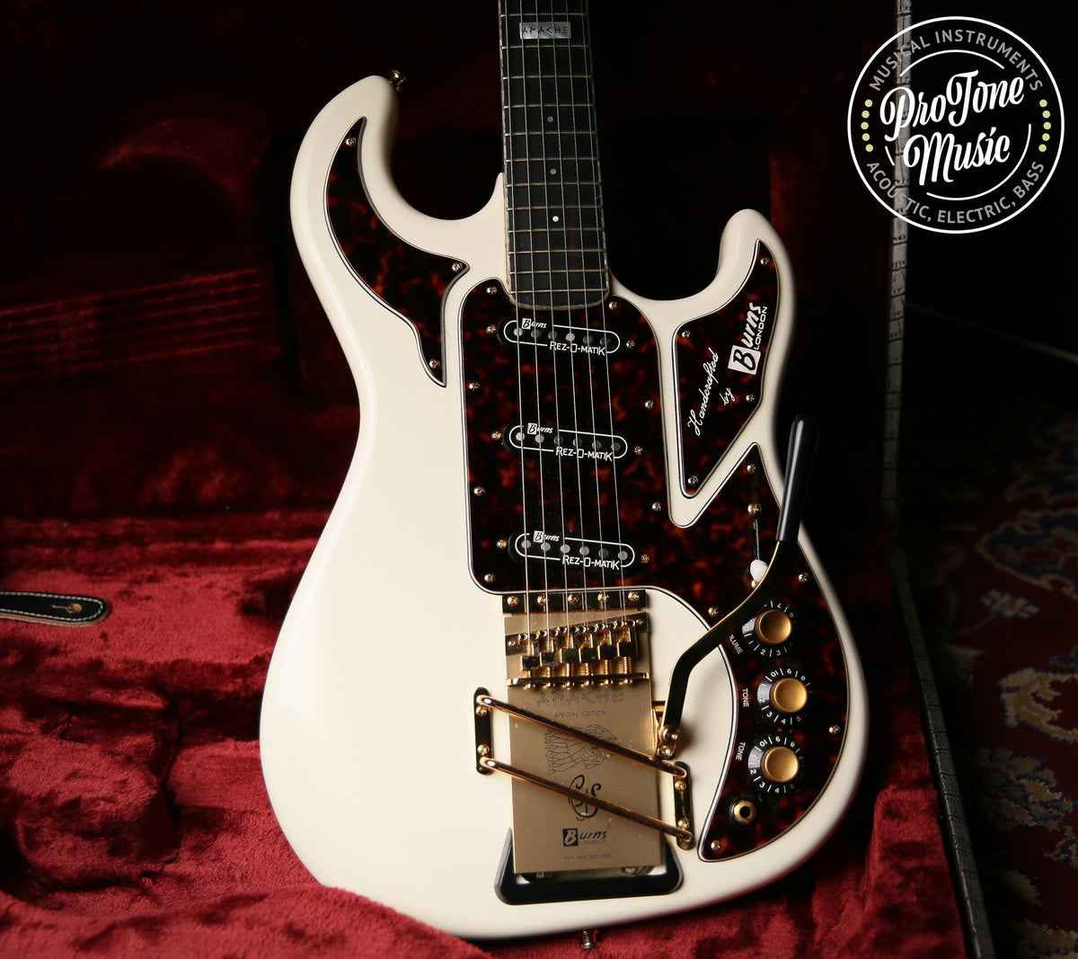 Burns Apache Special Edition White