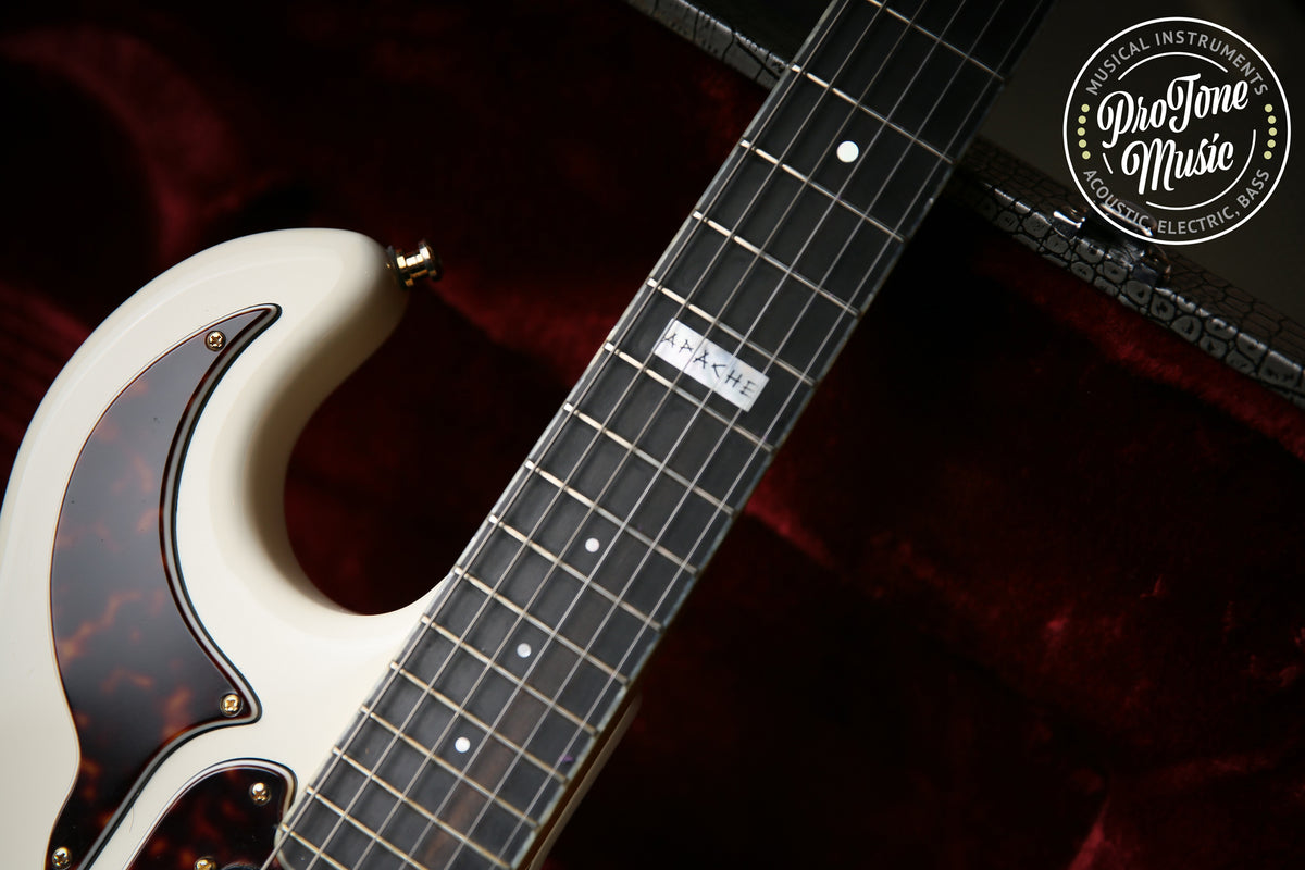 Burns Apache Special Edition White