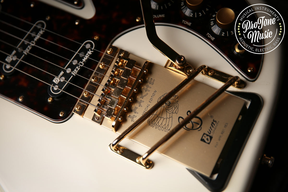 Burns Apache Special Edition White