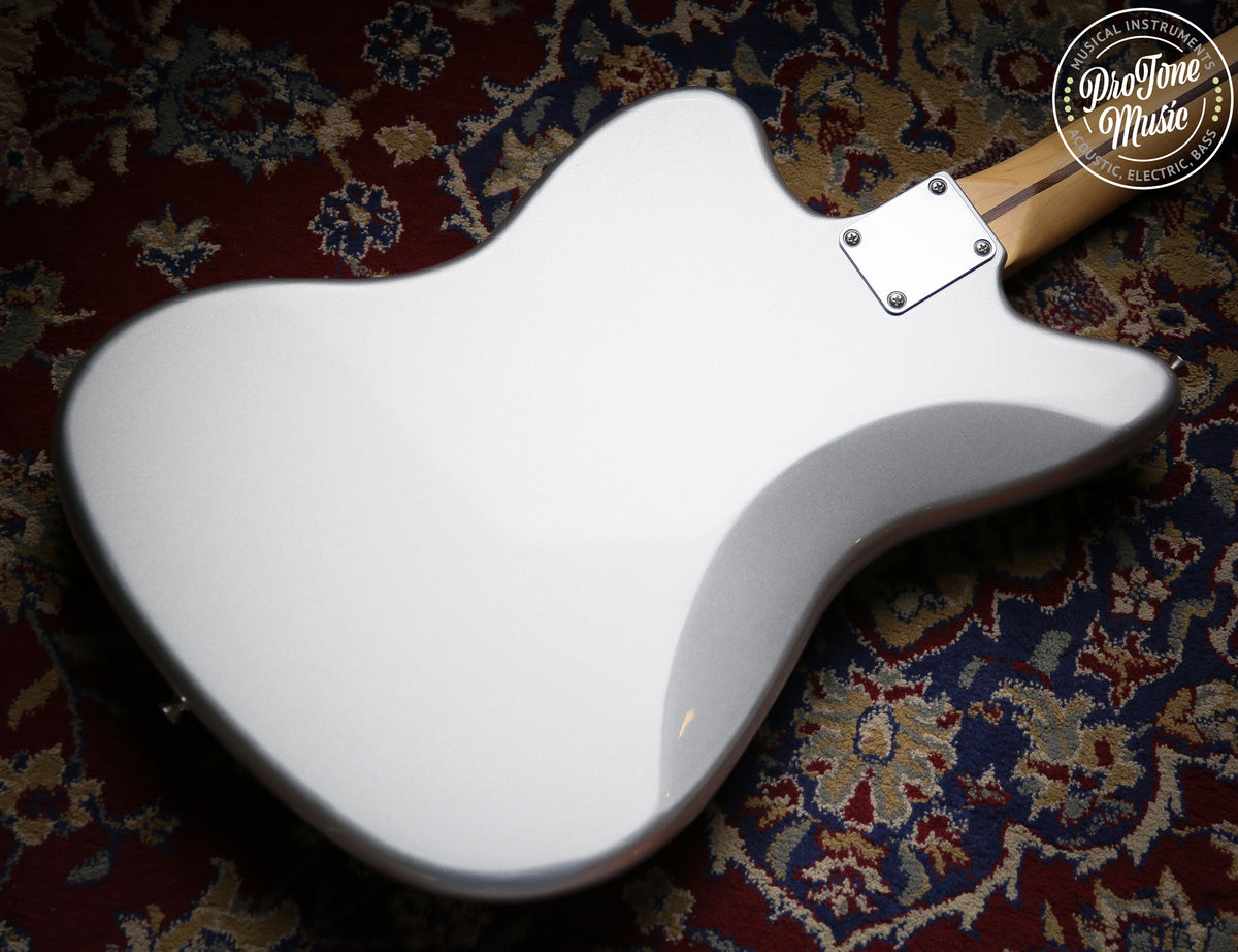 2025 Fender Limited Edition Japan Starmaster Black Silver
