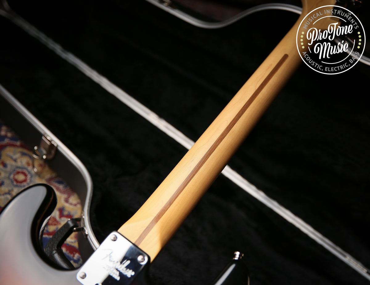 2001 Fender American Standard Stratocaster 3 Tone Sunburst