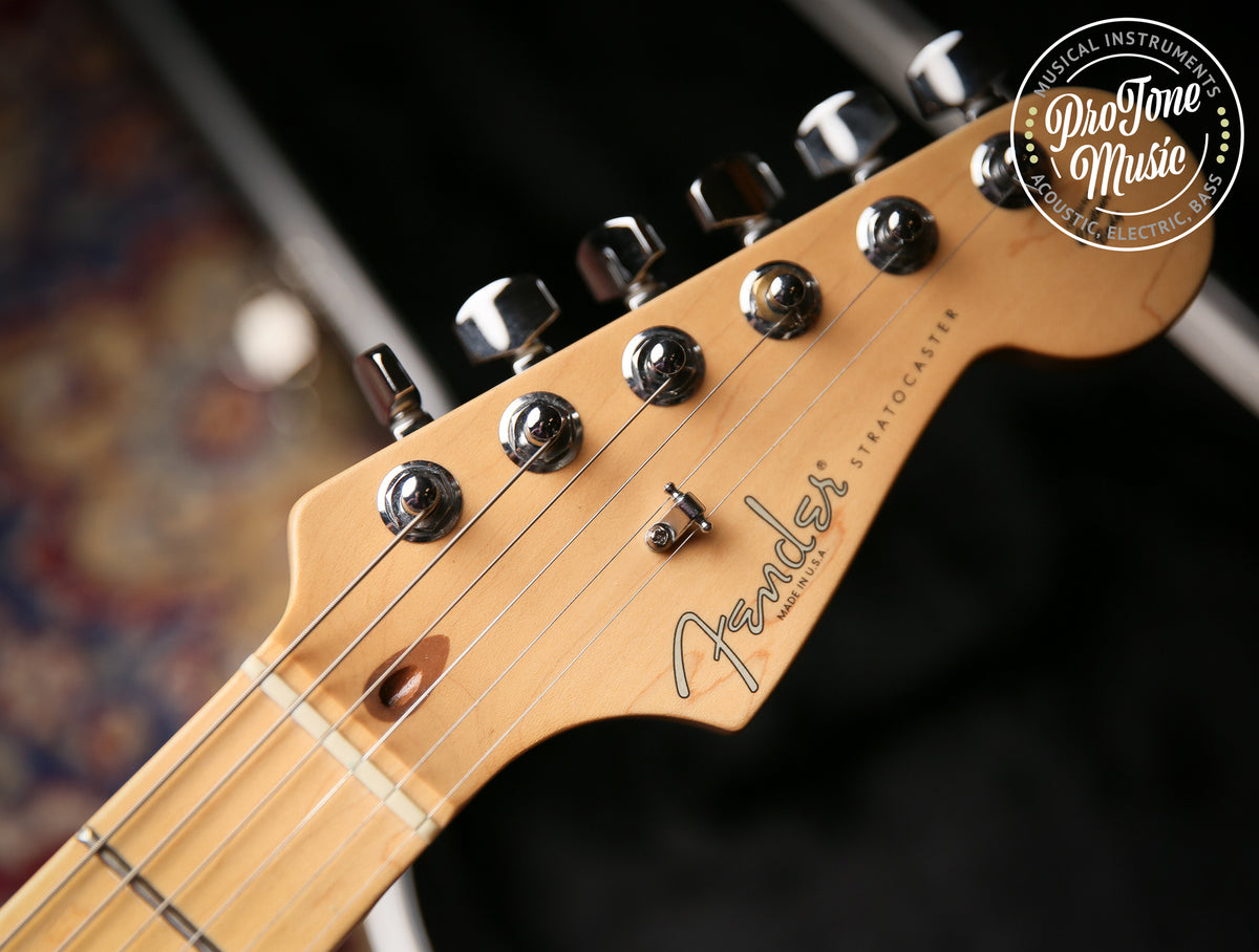 2001 Fender American Standard Stratocaster 3 Tone Sunburst