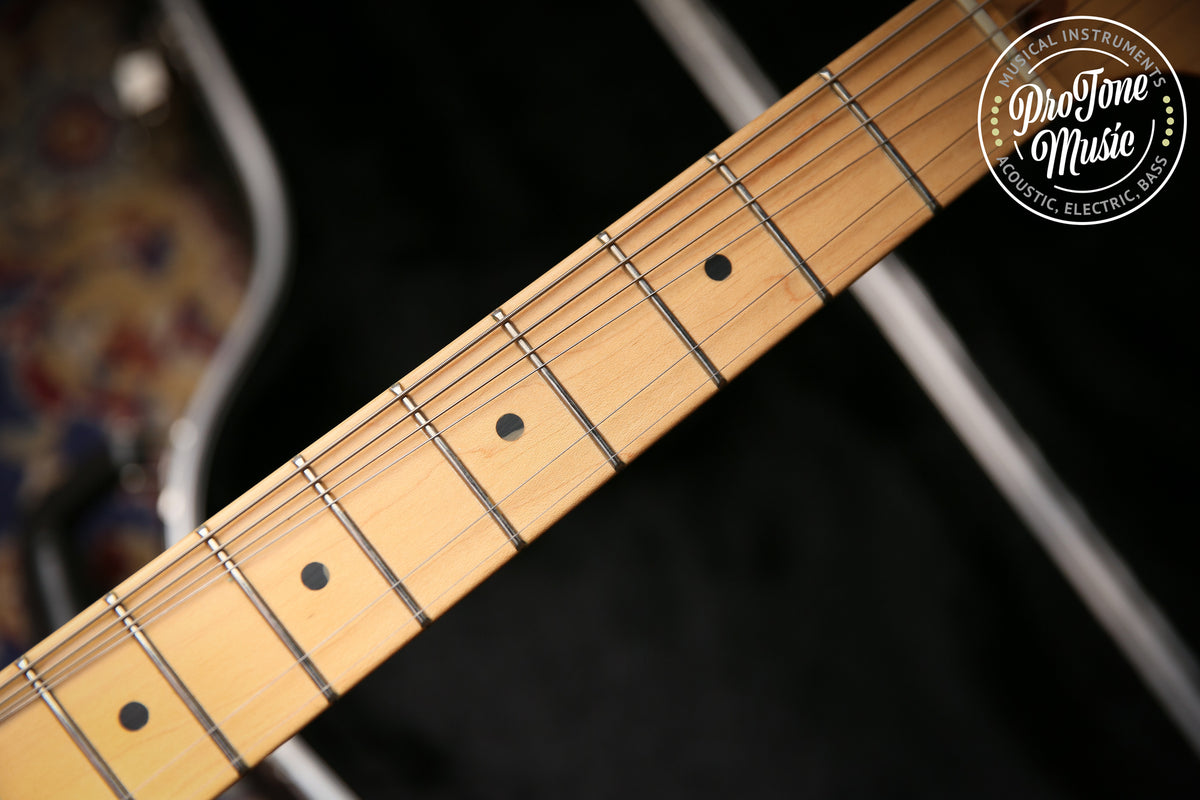 2001 Fender American Standard Stratocaster 3 Tone Sunburst