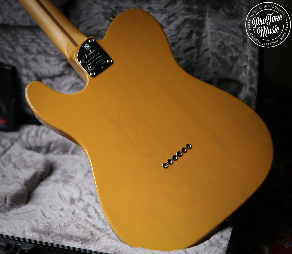 2023 Fender American Professional II Telecaster Butterscotch Blonde