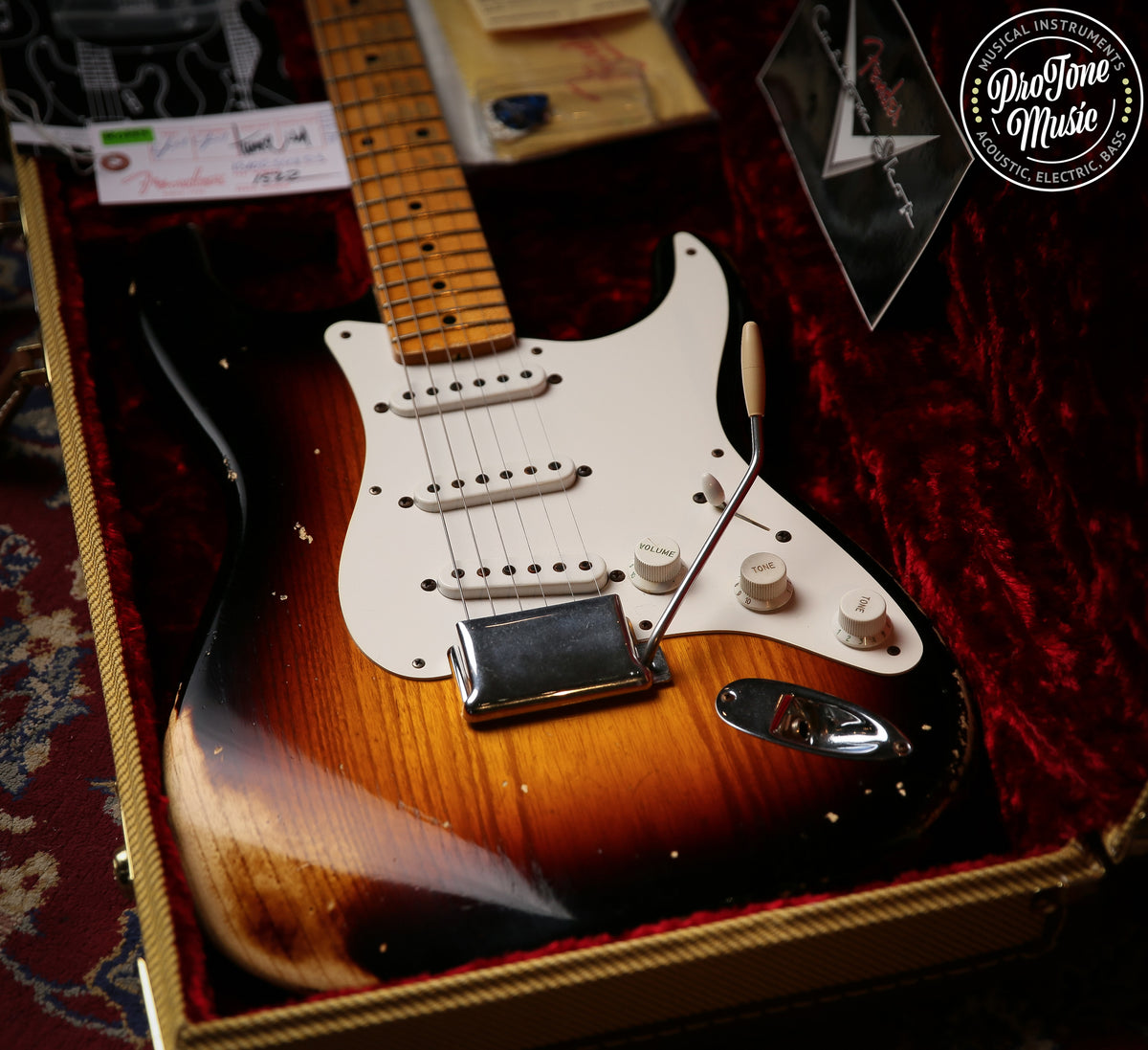Fender USA Custom Shop 54&#39; Stratocaster Heavy Relic Two Colour Sunburst