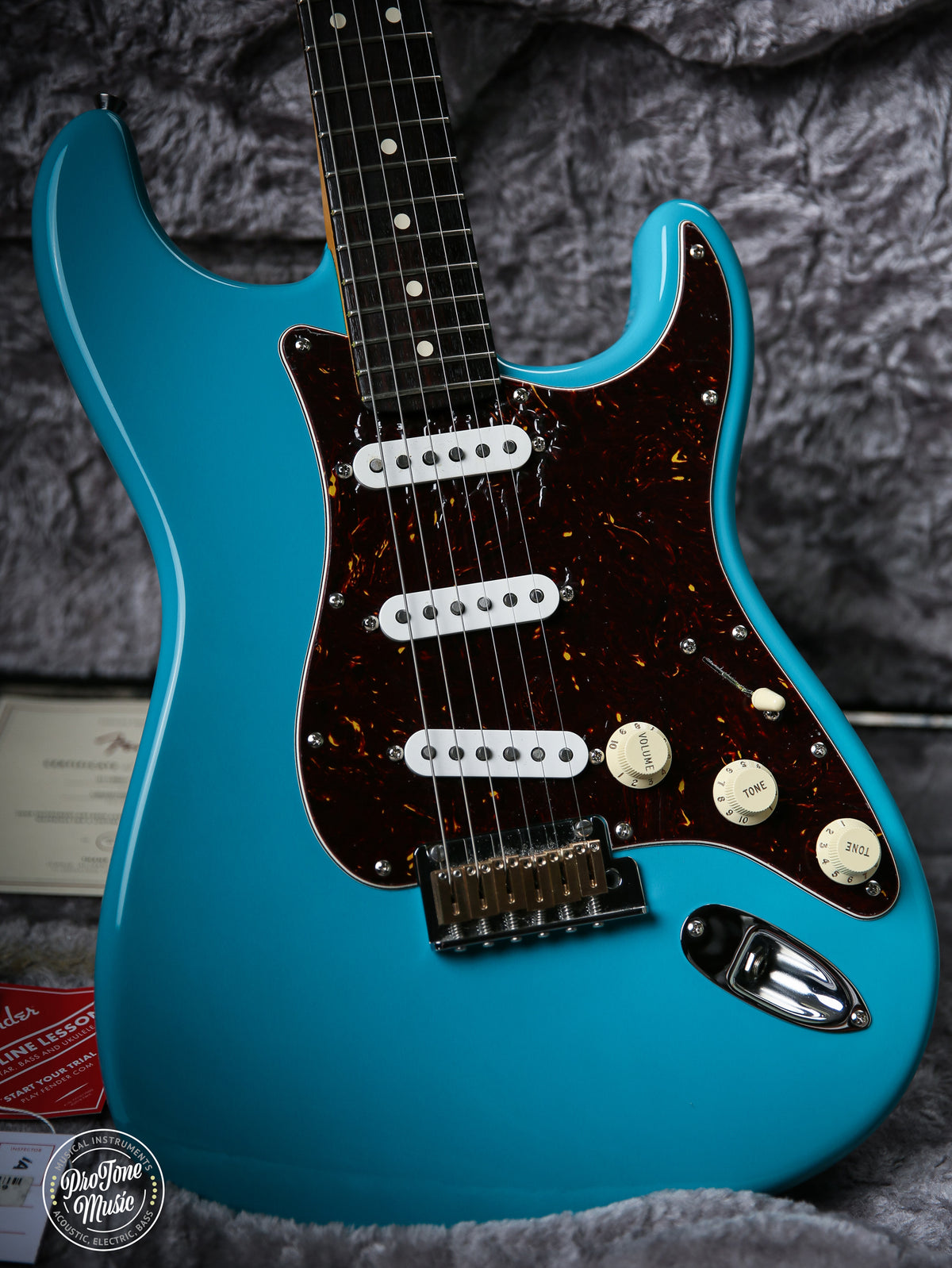 Fender American Professional II Stratocaster Miami Blue