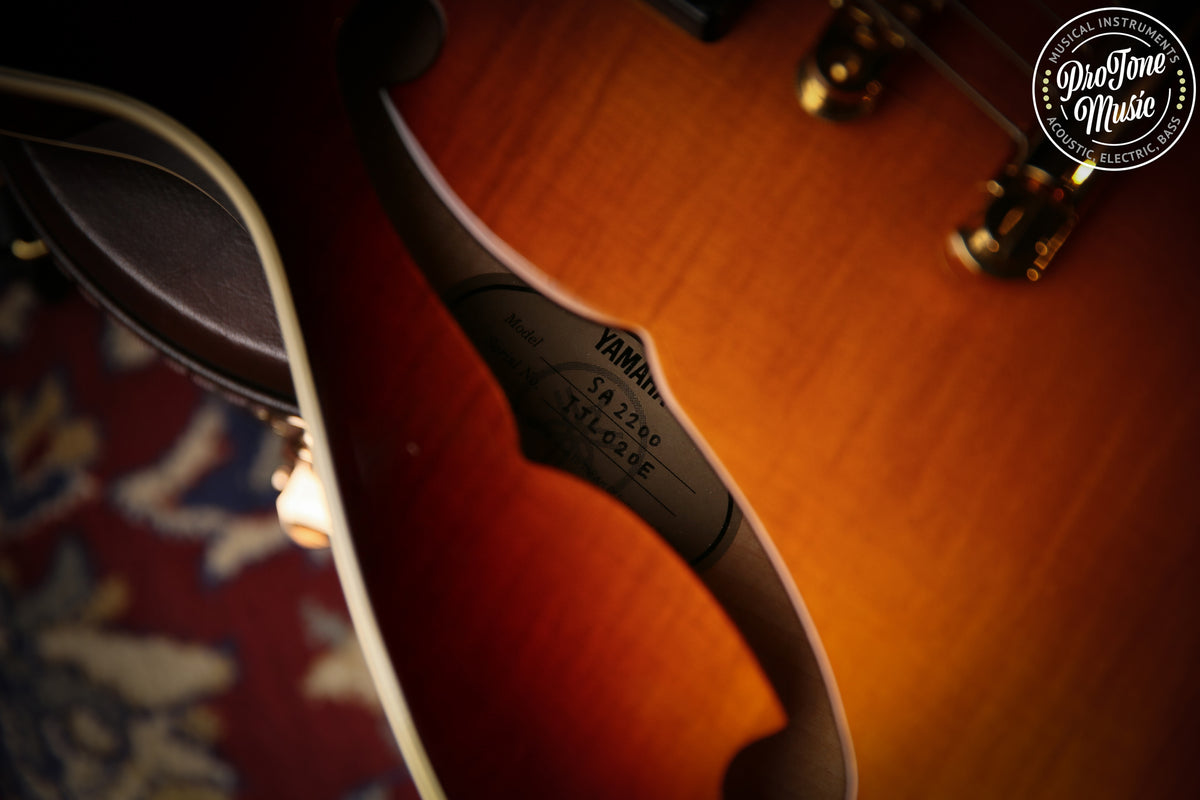 Yamaha SA2200 Semi Hollow Japanese Brown Sunburst