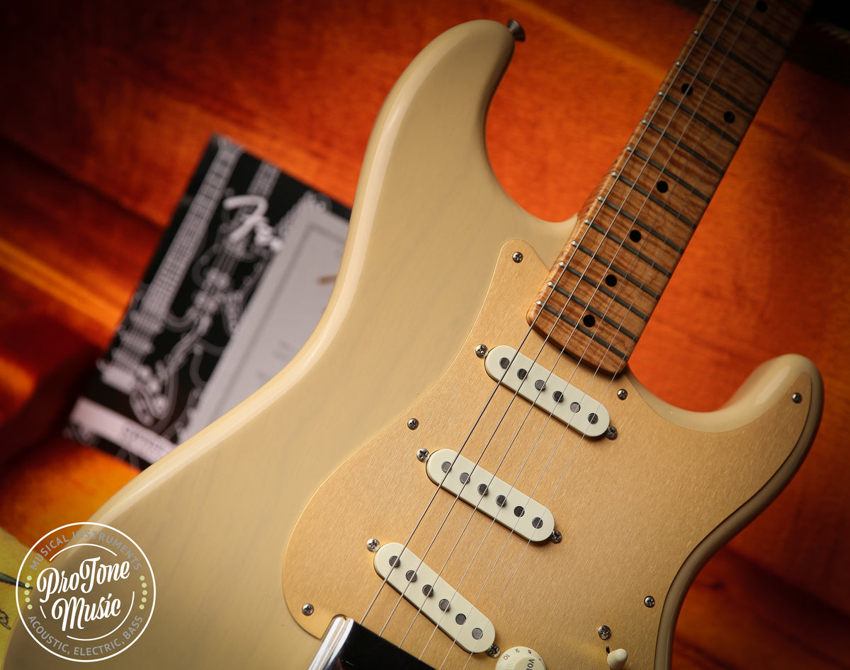 2015 Fender USA Custom Shop Masterbuilt Dale Wilson 50s Stratocaster NOS Honey Blonde - ProTone Music