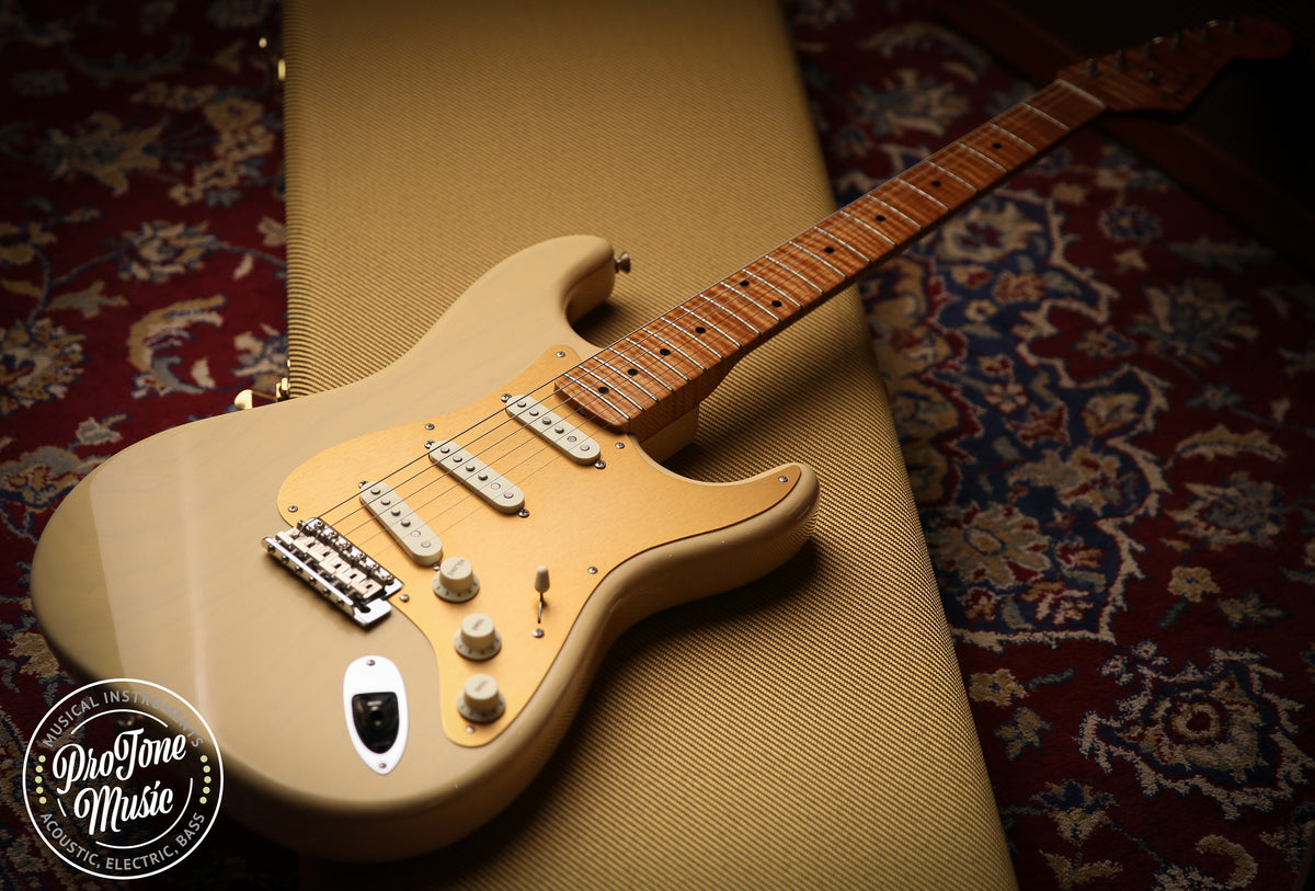 2015 Fender USA Custom Shop Masterbuilt Dale Wilson 50s Stratocaster NOS Honey Blonde - ProTone Music