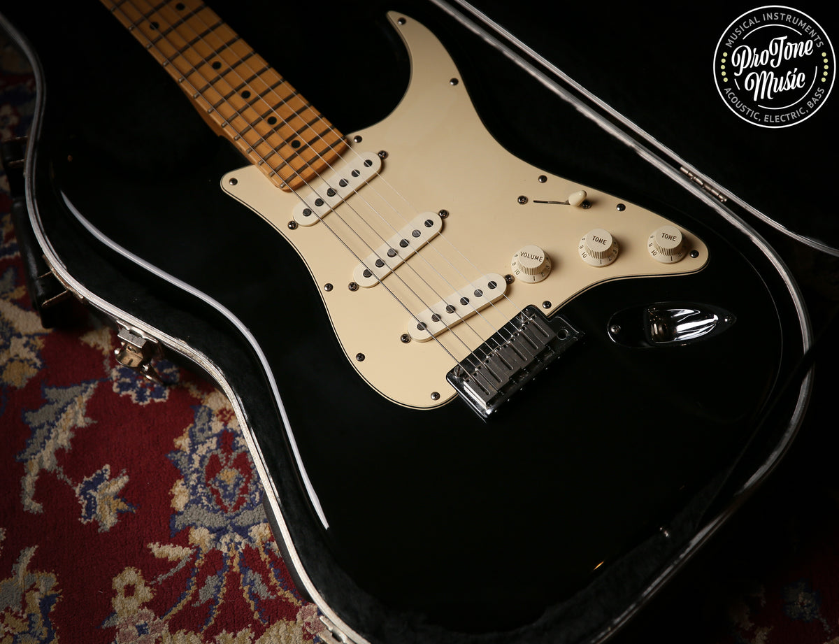 2001 Fender American Standard Stratocaster Black