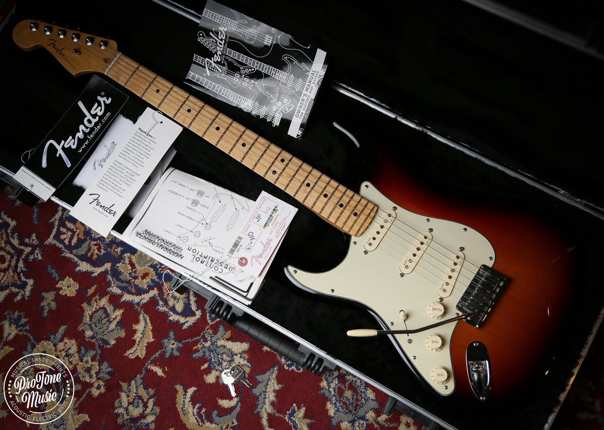 2011 Fender American Deluxe Stratocaster Left Handed 3 Colour Sunburst