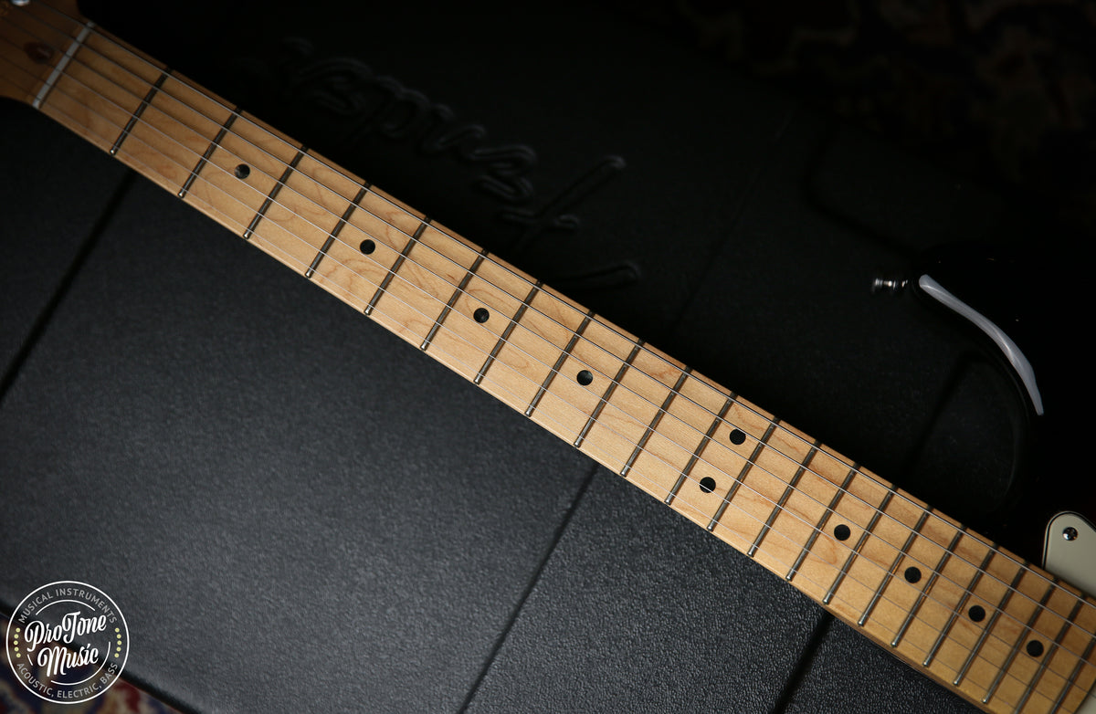 2011 Fender American Deluxe Stratocaster Left Handed 3 Colour Sunburst