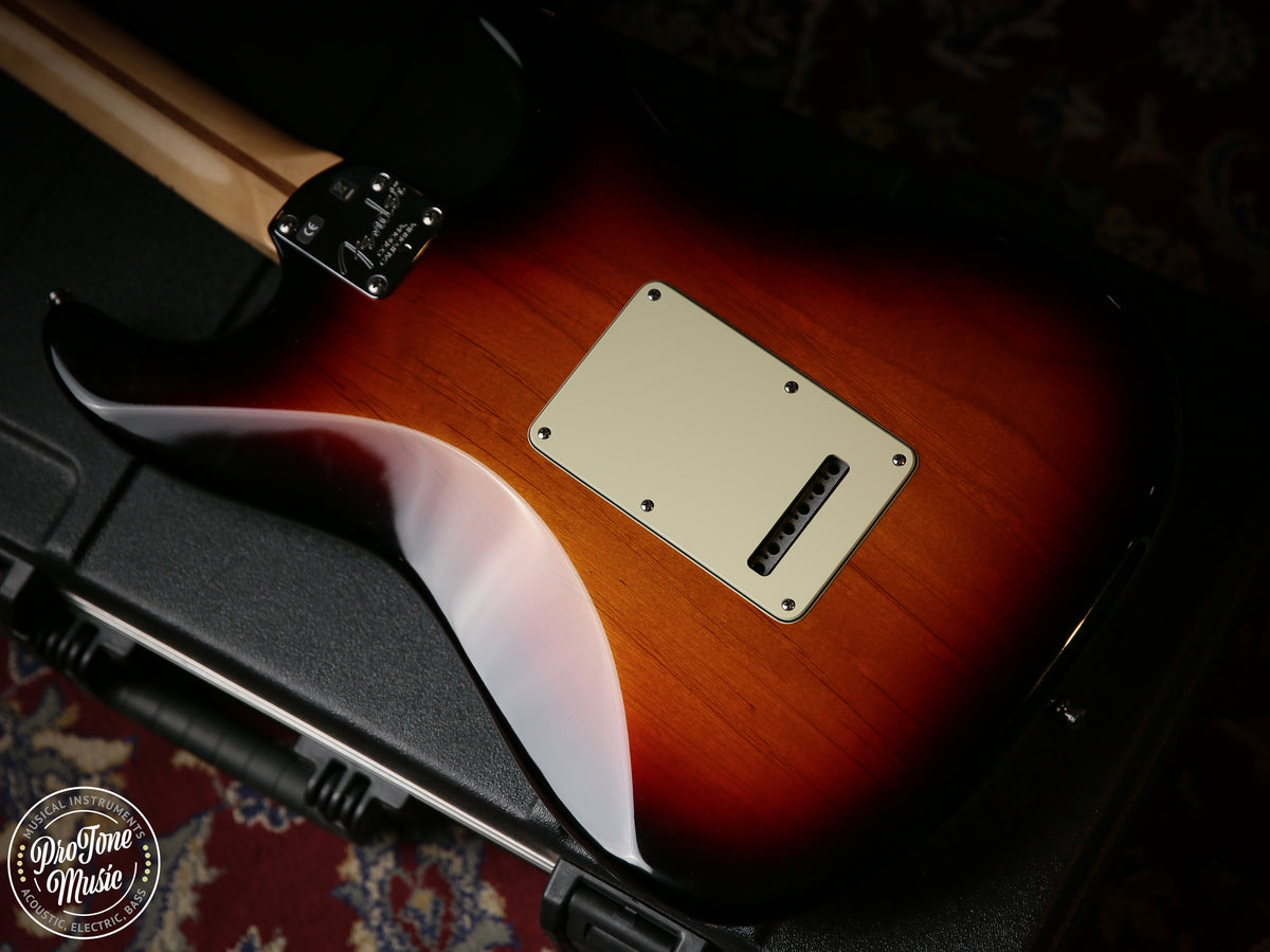 2011 Fender American Deluxe Stratocaster Left Handed 3 Colour Sunburst