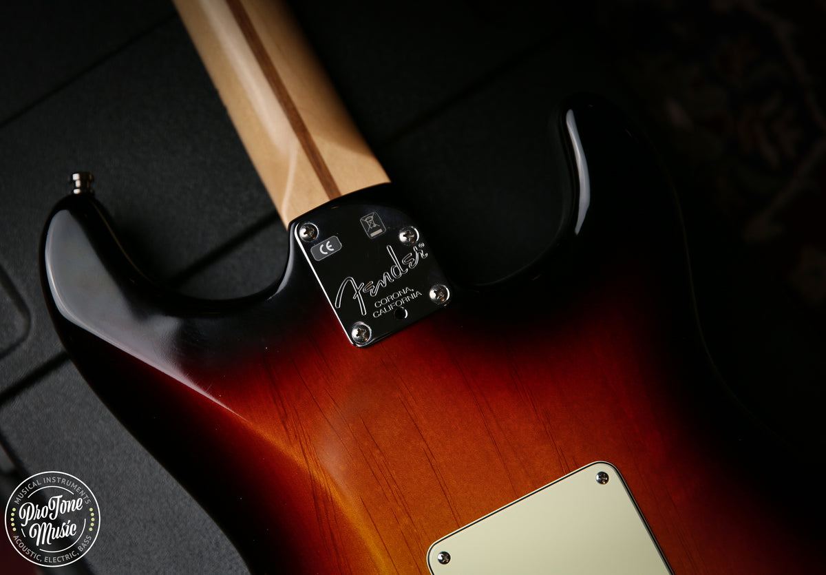 2011 Fender American Deluxe Stratocaster Left Handed 3 Colour Sunburst