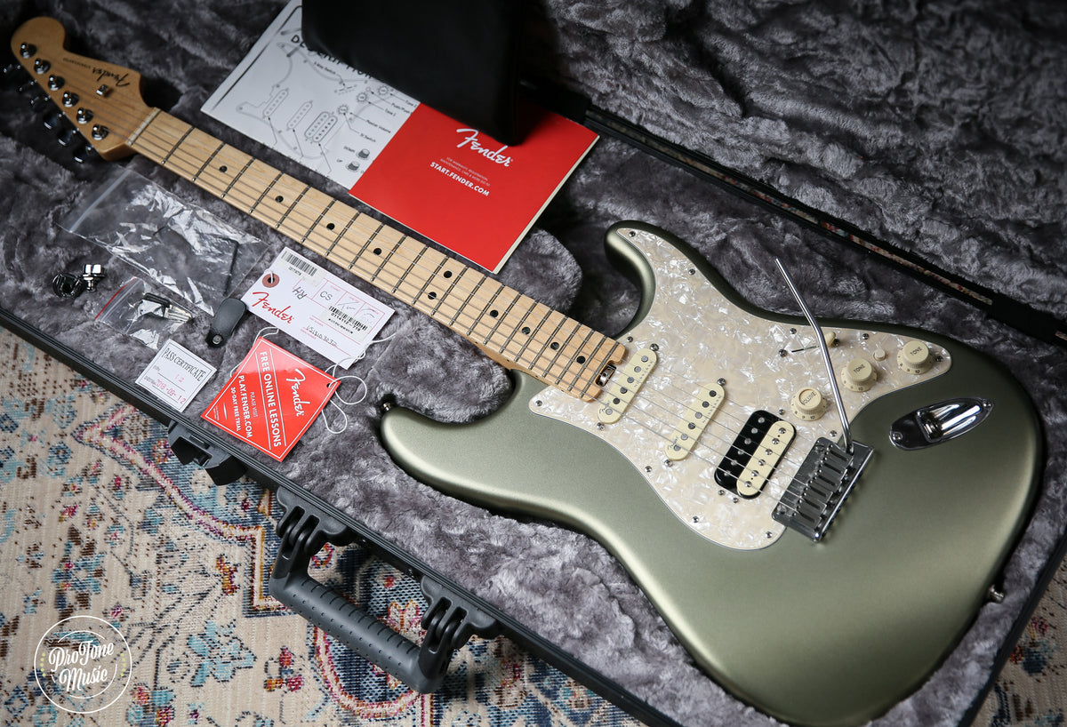 2018 Fender American Elite Stratocaster Satin Jade Pearl