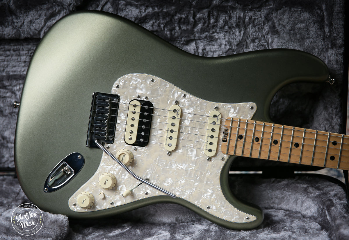 2018 Fender American Elite Stratocaster Satin Jade Pearl