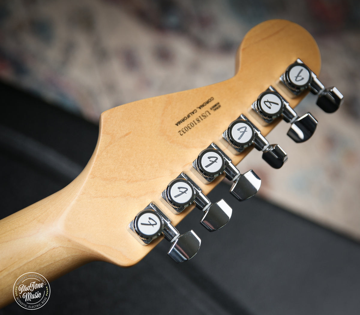 2018 Fender American Elite Stratocaster Satin Jade Pearl