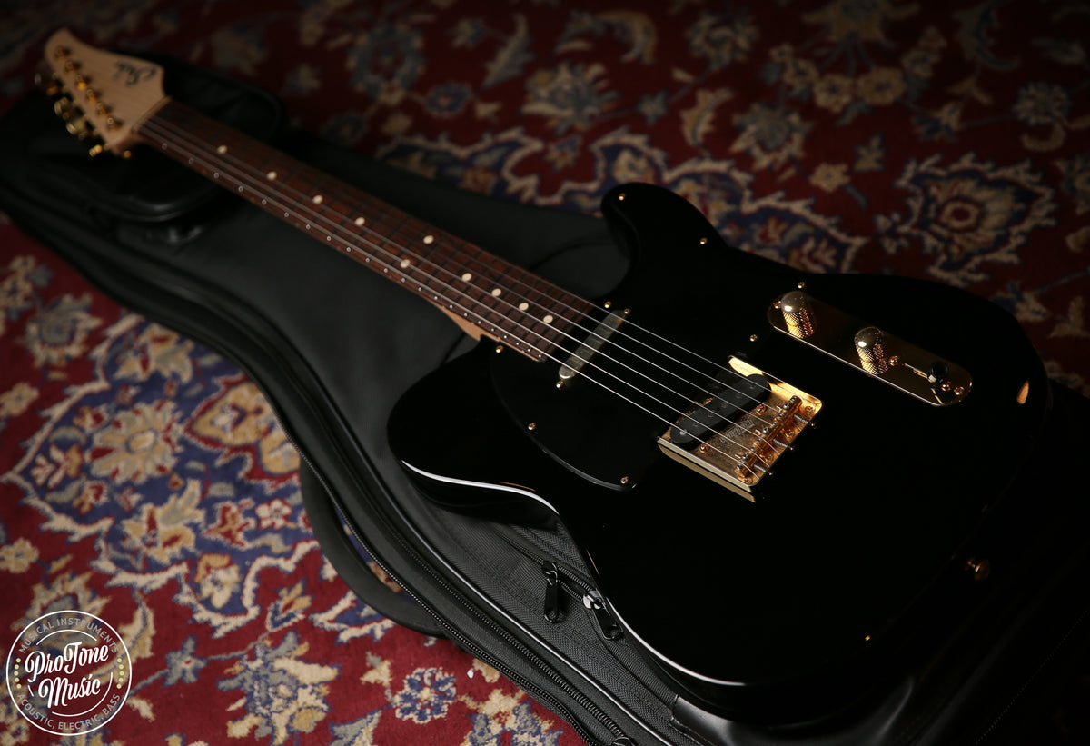 Suhr Dealer Select Classic T Black Guard