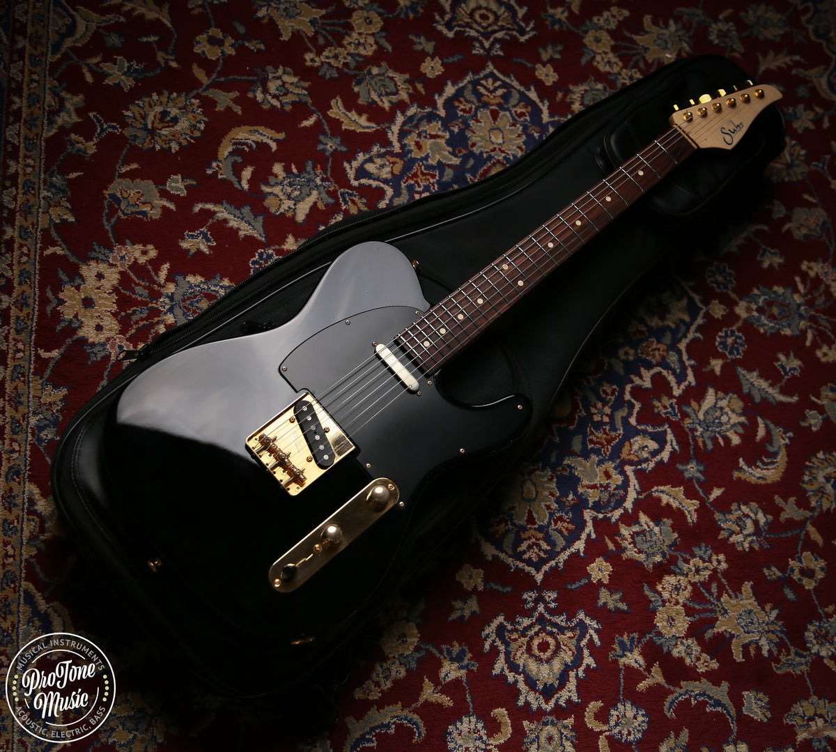Suhr Dealer Select Classic T Black Guard