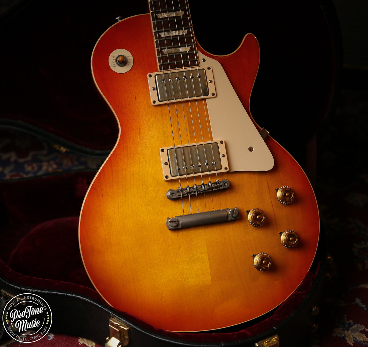 Gibson USA Custom Shop 58' R8 Reissue Les Paul Washed Cherry Sunburst