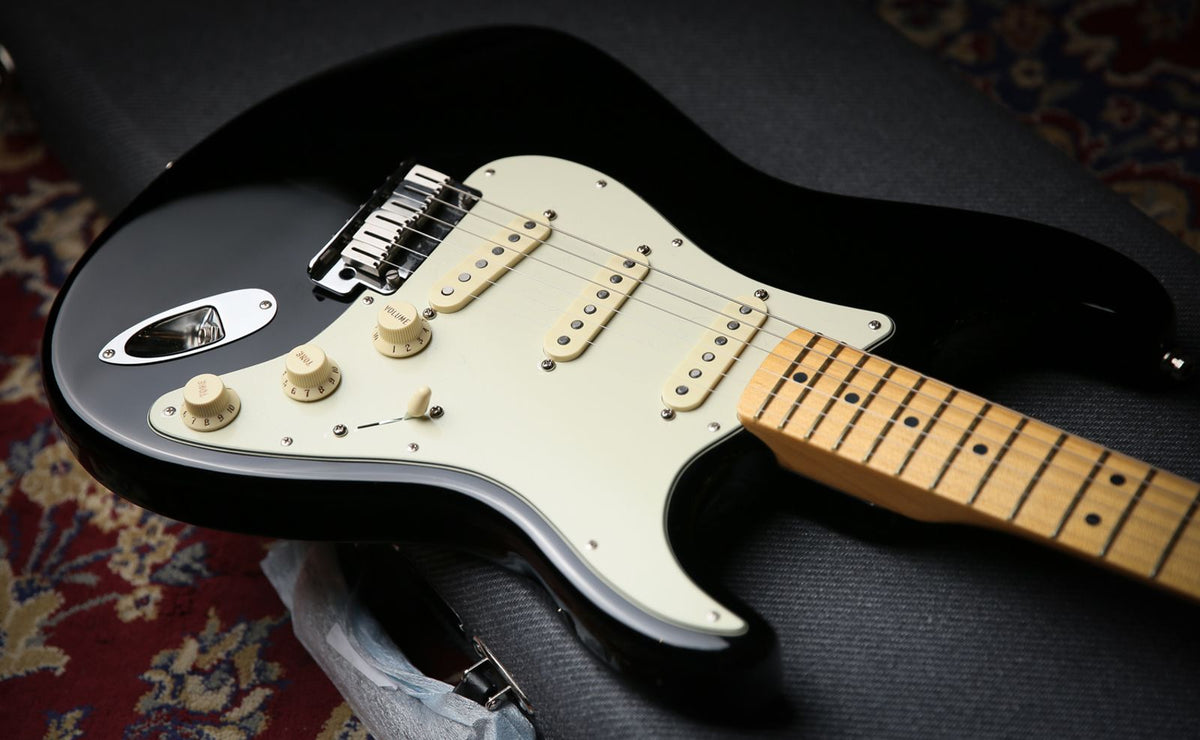 2018 Fender USA The Edge Stratocaster Signature Model Black